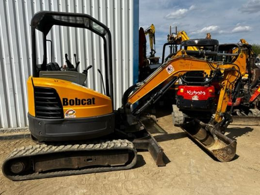 Bobcat E26 - Mini escavadeira: foto 1 Bobcat E26 - Mini escavadeira: foto 1