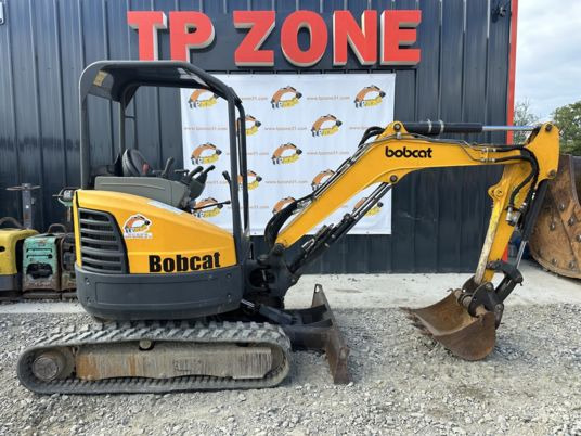 Bobcat E26 à 17500 € ht - Mini escavadeira: foto 1 Bobcat E26 à 17500 € ht - Mini escavadeira: foto 1