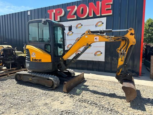 Bobcat E26 cabine a 21500 € HT - Mini escavadeira: foto 3 Bobcat E26 cabine a 21500 € HT - Mini escavadeira: foto 3