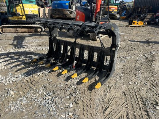 Balde Godet crocodile pour mini chargeur: foto 6