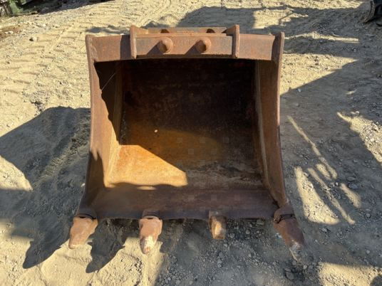 Godet terrassement mecalac - Balde escavadora: foto 1 Godet terrassement mecalac - Balde escavadora: foto 1