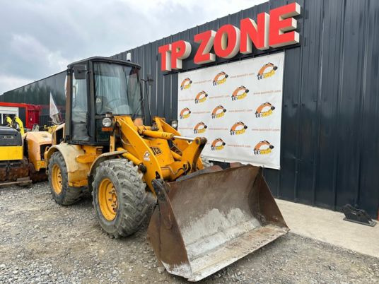 JCB 408 à 14500 € HT - Pá carregadora de rodas: foto 5 JCB 408 à 14500 € HT - Pá carregadora de rodas: foto 5
