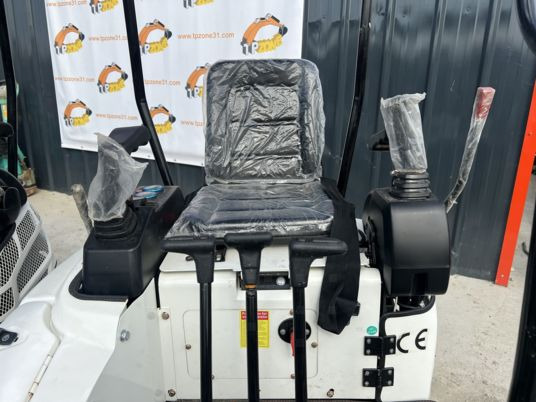 Mini escavadeira JPC HT13: foto 6