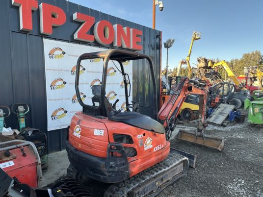 Mini escavadeira Kubota KX61-3 à 18 500 € HT: foto 11 Mini escavadeira Kubota KX61-3 à 18 500 € HT: foto 11