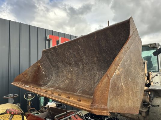 Liebherr New L514 Stéréo Clim à 29 500 € HT - Pá carregadora de rodas: foto 4 Liebherr New L514 Stéréo Clim à 29 500 € HT - Pá carregadora de rodas: foto 4