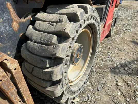 Manitou MSI35T à 19900 € HT - Empilhadeira a diesel: foto 5 Manitou MSI35T à 19900 € HT - Empilhadeira a diesel: foto 5