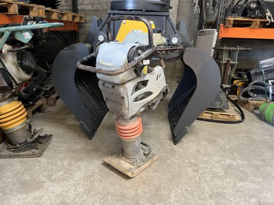 Mikasa MTX-60E - Compactadora de percussão: foto 2 Mikasa MTX-60E - Compactadora de percussão: foto 2