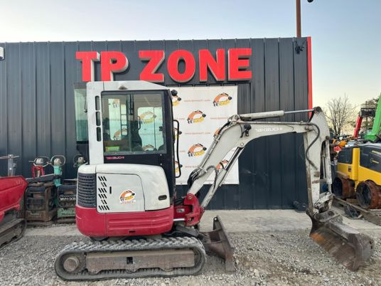 Takeuchi TB23R Cabine à 17 500 € HT - Mini escavadeira: foto 1 Takeuchi TB23R Cabine à 17 500 € HT - Mini escavadeira: foto 1