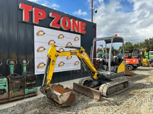 Wacker Neuson ET24  -  Canopy  -  Attache rapide hydraulique - Mini escavadeira: foto 4 Wacker Neuson ET24  -  Canopy  -  Attache rapide hydraulique - Mini escavadeira: foto 4