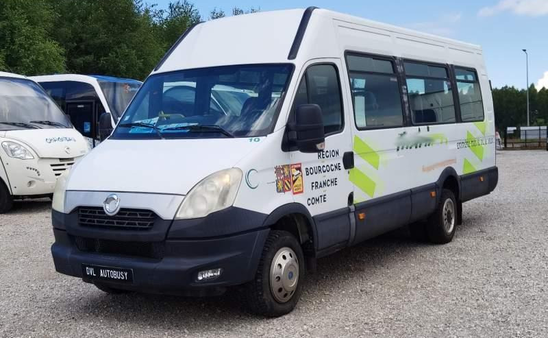 Iveco Daily 23 miejsca, KLIMA, WEBASTO - Minibus, Furgão de passageiros: foto 2 Iveco Daily 23 miejsca, KLIMA, WEBASTO - Minibus, Furgão de passageiros: foto 2