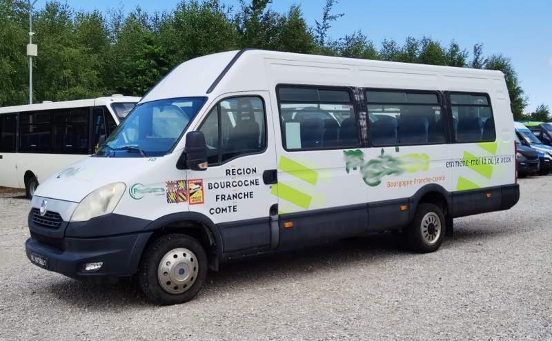 Iveco Daily 23 miejsca, KLIMA, WEBASTO - Minibus, Furgão de passageiros: foto 3 Iveco Daily 23 miejsca, KLIMA, WEBASTO - Minibus, Furgão de passageiros: foto 3