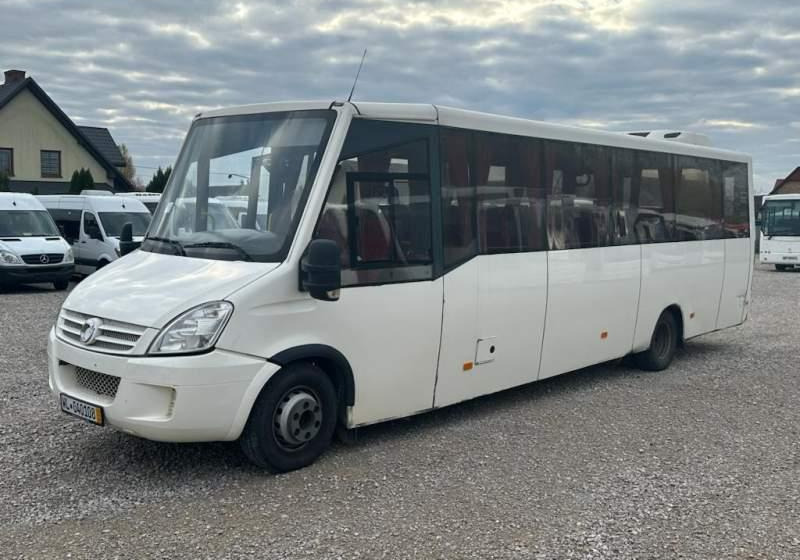 Iveco Daily Kutsenits 2011 Rossero, Prodig - Minibus, Furgão de passageiros: foto 2 Iveco Daily Kutsenits 2011 Rossero, Prodig - Minibus, Furgão de passageiros: foto 2