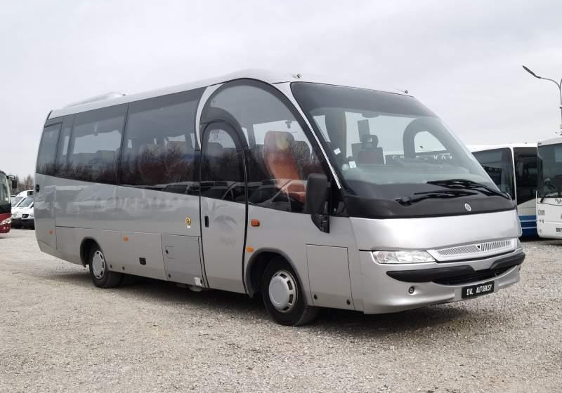 Iveco Indcar Mago 33 *klima* - Ônibus suburbano: foto 1 Iveco Indcar Mago 33 *klima* - Ônibus suburbano: foto 1