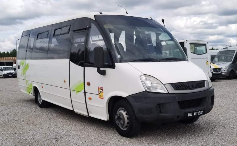 Iveco Indcar Wing euro 5 - Minibus, Furgão de passageiros: foto 1 Iveco Indcar Wing euro 5 - Minibus, Furgão de passageiros: foto 1