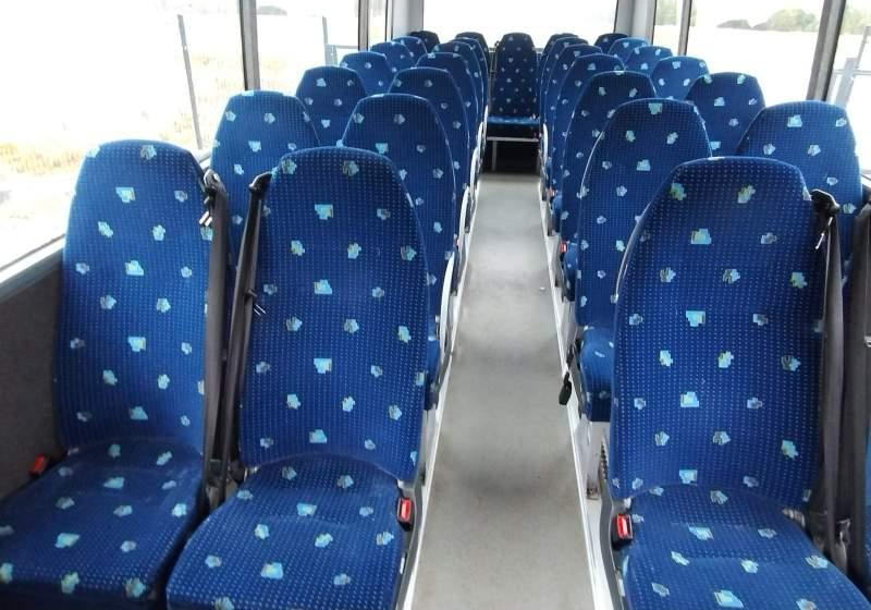 Mercedes-Benz Vario 813D miejsc 31 - Ônibus suburbano: foto 2 Mercedes-Benz Vario 813D miejsc 31 - Ônibus suburbano: foto 2