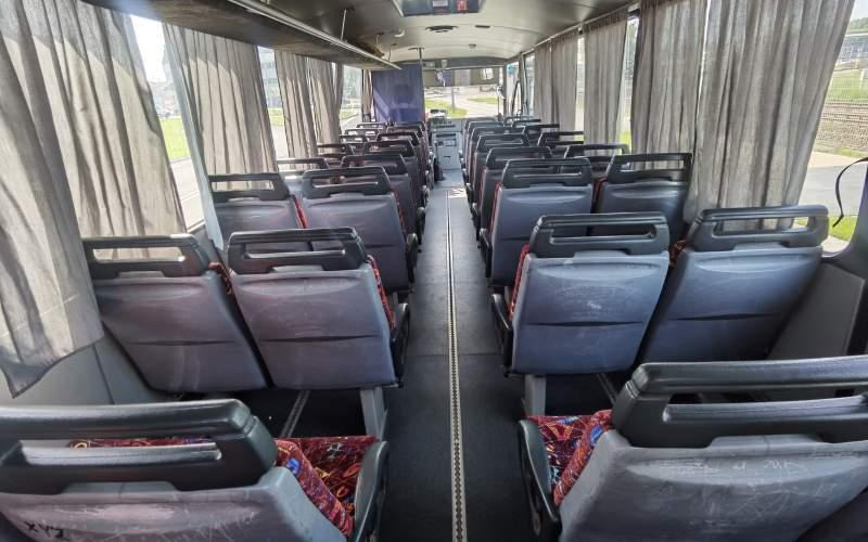 Ônibus suburbano Mercedes-Benz Vario 814D 38+13: foto 9
