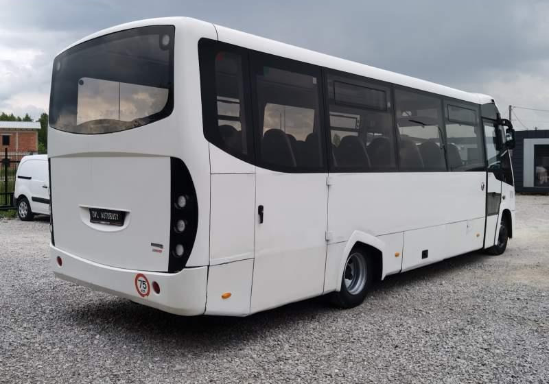 Mercedes-Benz Vario Luxor 39 miejsc EURO V - Ônibus suburbano: foto 5 Mercedes-Benz Vario Luxor 39 miejsc EURO V - Ônibus suburbano: foto 5