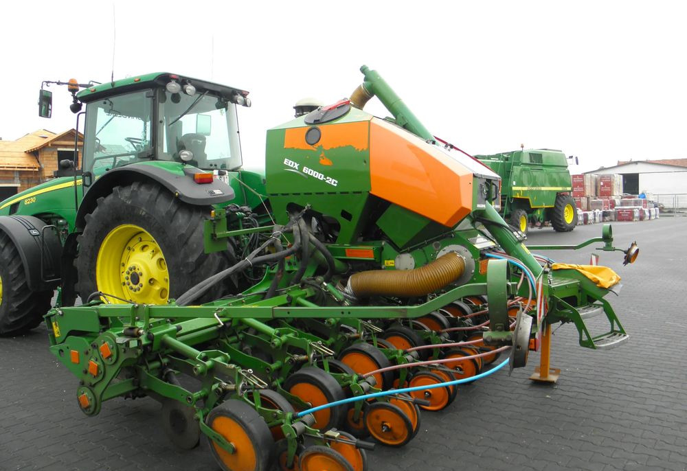 Amazone EDX 6000-2C Xpress 8 rzedowy, Nie Malowany, Stan Bardzo Dobry - Semeadeira: foto 4 Amazone EDX 6000-2C Xpress 8 rzedowy, Nie Malowany, Stan Bardzo Dobry - Semeadeira: foto 4