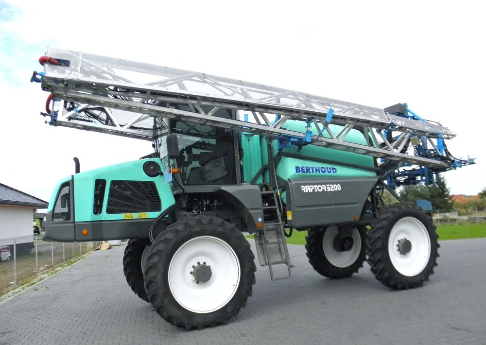 Berthoud Raptor 5200 2012 Rok, 36M, H-145cm, GPS, Nie Malowany, Stan Bardzo Dobry - Pulverizador agricola: foto 4 Berthoud Raptor 5200 2012 Rok, 36M, H-145cm, GPS, Nie Malowany, Stan Bardzo Dobry - Pulverizador agricola: foto 4