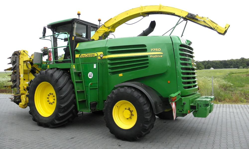 Picadora de forragem automotriz John Deere 7750 ProDrive 2008 Rok, +Kemper 375, +podbieracz do traw, Nie Malowany, Stan Bardzo Dobry: foto 6