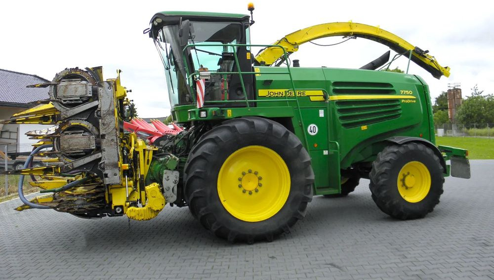 John Deere 7750 ProDrive 2008 Rok, +Kemper 375, +podbieracz do traw, Nie Malowany, Stan Bardzo Dobry - Picadora de forragem automotriz: foto 1 John Deere 7750 ProDrive 2008 Rok, +Kemper 375, +podbieracz do traw, Nie Malowany, Stan Bardzo Dobry - Picadora de forragem automotriz: foto 1