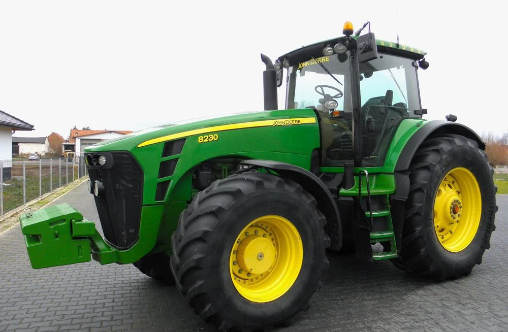John Deere 8230 2009 Rok POWERSHIFT, Nie Malowany, Stan Bardzo Dobry - Trator: foto 4 John Deere 8230 2009 Rok POWERSHIFT, Nie Malowany, Stan Bardzo Dobry - Trator: foto 4
