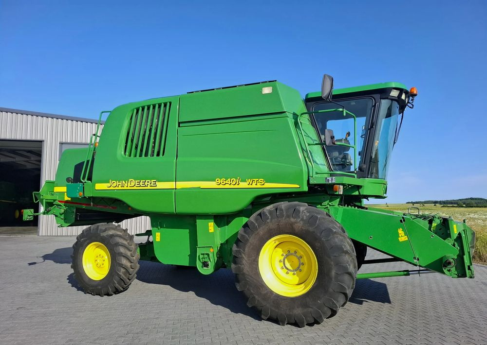 Leasing de  John Deere WTS 9640i 2005 Rok, heder 6,1m, Stol do rzepaku, Nie Malowany, Stan Bardzo Dobry John Deere WTS 9640i 2005 Rok, heder 6,1m, Stol do rzepaku, Nie Malowany, Stan Bardzo Dobry: foto 6