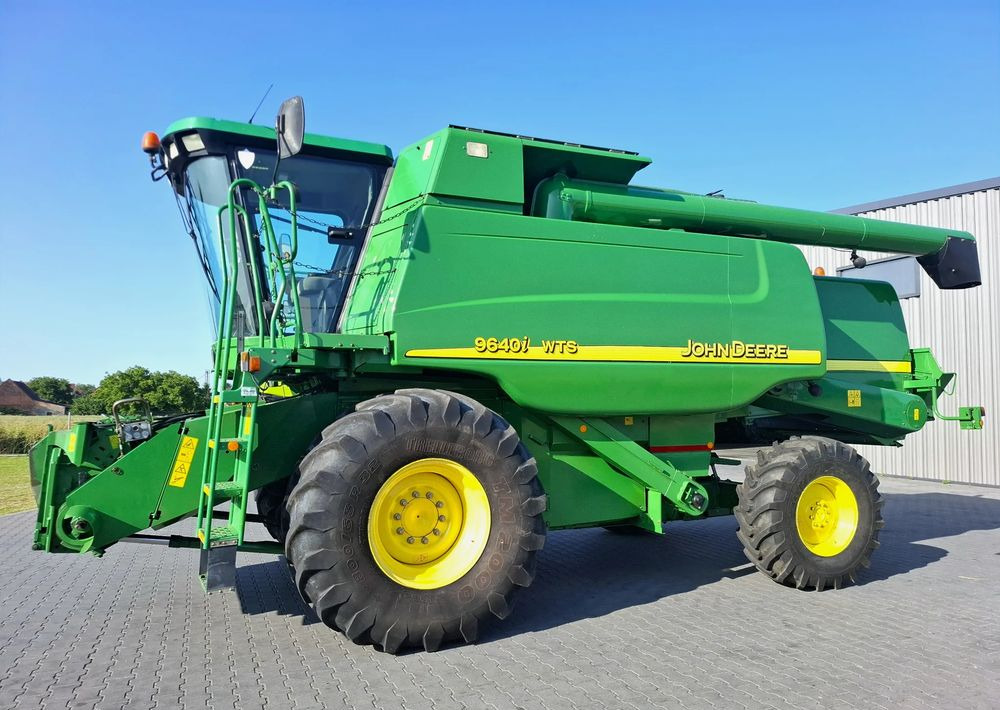 John Deere WTS 9640i 2005 Rok, heder 6,1m, Stol do rzepaku, Nie Malowany, Stan Bardzo Dobry - Ceifeira debulhadora: foto 3 John Deere WTS 9640i 2005 Rok, heder 6,1m, Stol do rzepaku, Nie Malowany, Stan Bardzo Dobry - Ceifeira debulhadora: foto 3