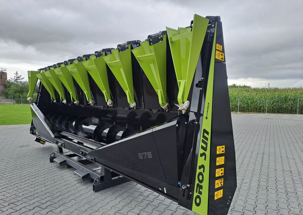 Oros Oros SUN 876 8 rzędowy, Nowe Przystawki do zbioru słonecznika - Plataforma para colher girassol: foto 2 Oros Oros SUN 876 8 rzędowy, Nowe Przystawki do zbioru słonecznika - Plataforma para colher girassol: foto 2