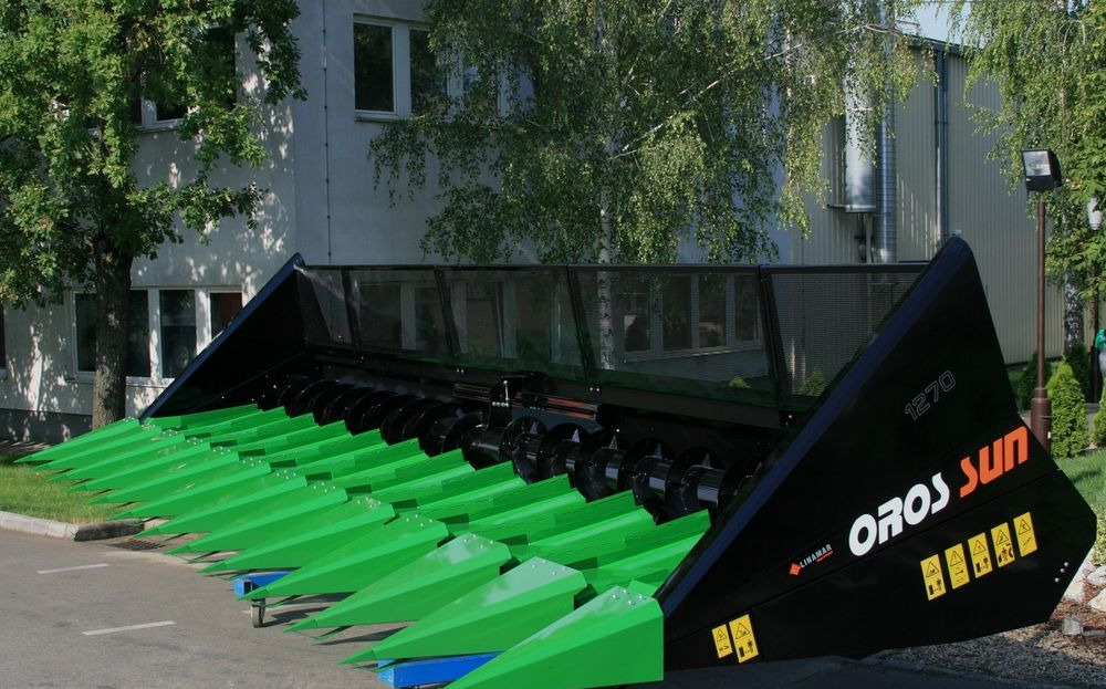 Oros SUN 1276 12 rzędowy, Nowe przystawki do Zbioru Słonecznika - Plataforma para colher girassol: foto 1 Oros SUN 1276 12 rzędowy, Nowe przystawki do Zbioru Słonecznika - Plataforma para colher girassol: foto 1
