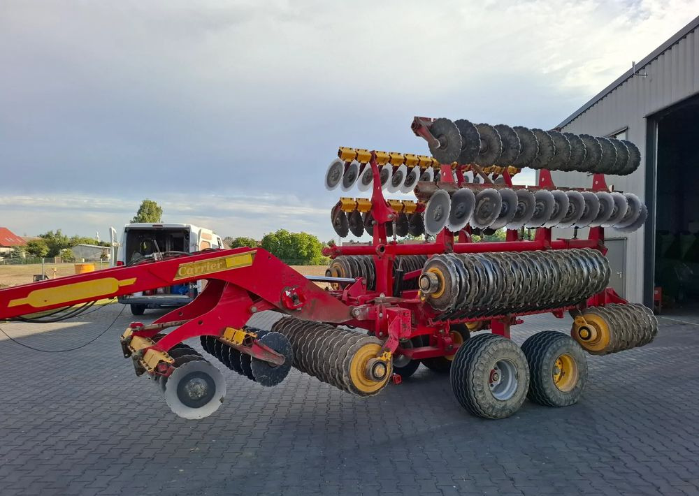 Väderstad Carrier 820 2011 rok , Nowe Talerze , Nie Malowany , Stan Bardzo Dobry - Maquina para lavrar a terra: foto 5 Väderstad Carrier 820 2011 rok , Nowe Talerze , Nie Malowany , Stan Bardzo Dobry - Maquina para lavrar a terra: foto 5