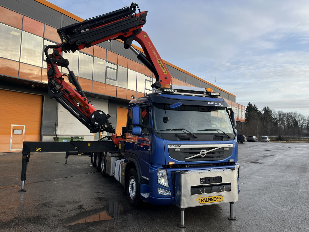 VOLVO FM 500 8X4 + Crane Palfinger PK53002SH YEAR 2016 + JIB PJ125 - Camião grua: foto 1 VOLVO FM 500 8X4 + Crane Palfinger PK53002SH YEAR 2016 + JIB PJ125 - Camião grua: foto 1
