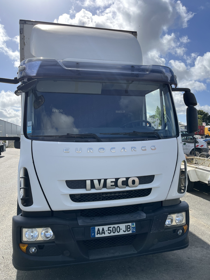 IVECO Eurocargo 120e28 - Camião furgão: foto 2 IVECO Eurocargo 120e28 - Camião furgão: foto 2