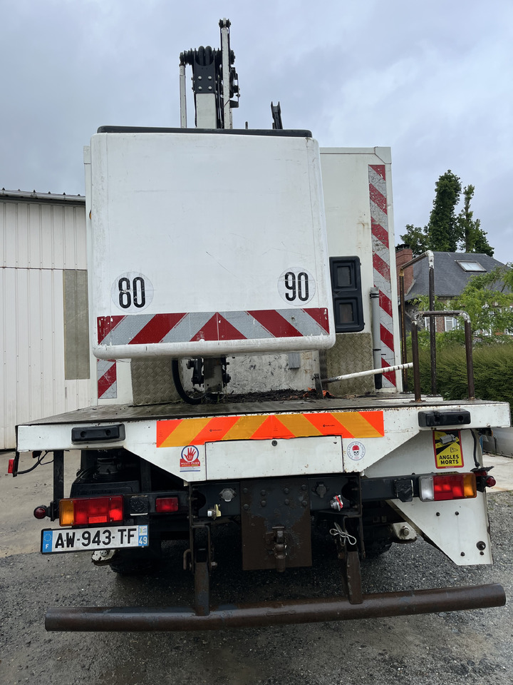 Caminhão com plataforma aérea Iveco Eurocargo 150E28 4x4 nacelle Time 16M: foto 16 Caminhão com plataforma aérea Iveco Eurocargo 150E28 4x4 nacelle Time 16M: foto 16