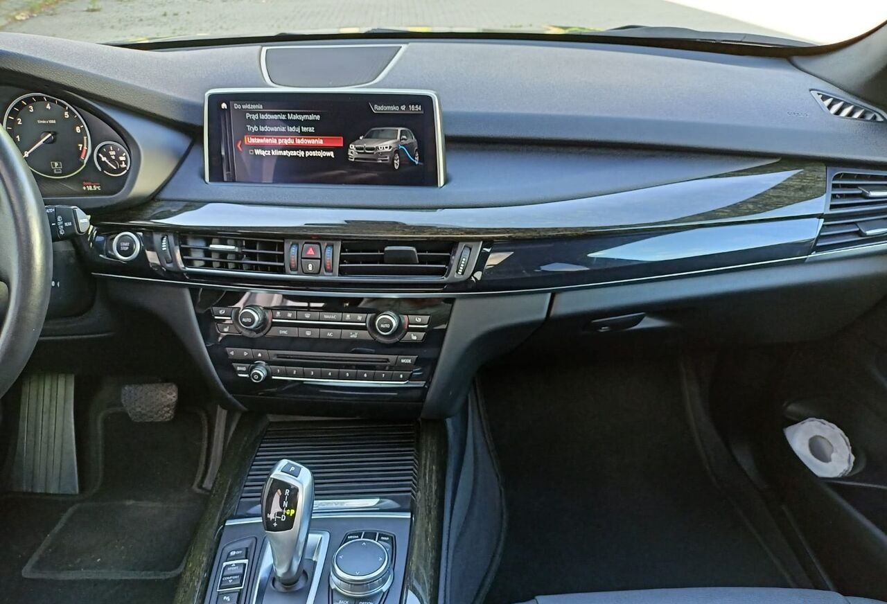 SUV BMW X5: foto 20