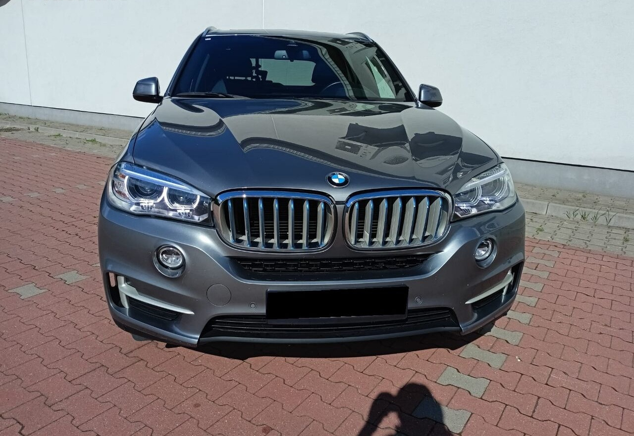 SUV BMW X5: foto 16