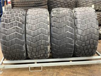Michelin 18R22.5 (445/65R22.5) Michelin XS Extra Large - Pneu por Máquina agrícola: foto 1 Michelin 18R22.5 (445/65R22.5) Michelin XS Extra Large - Pneu por Máquina agrícola: foto 1