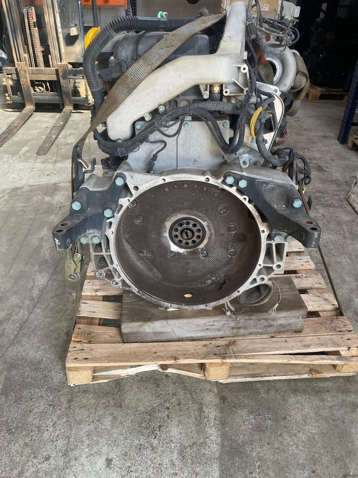 MAN MAN Motor D2676 LF45 TGS TGX D 2676 LF 45 Euro 6 - Motor por Camião: foto 3 MAN MAN Motor D2676 LF45 TGS TGX D 2676 LF 45 Euro 6 - Motor por Camião: foto 3