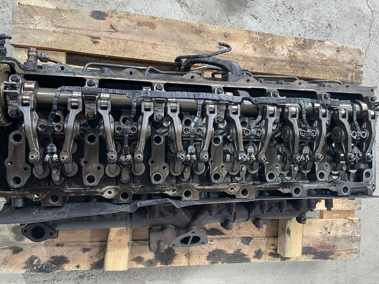 MAN Motor MAN Lions City D2066 LUH 52 Zylinderkopf Nockenwelle - Cabeça do motor por Ônibus: foto 2 MAN Motor MAN Lions City D2066 LUH 52 Zylinderkopf Nockenwelle - Cabeça do motor por Ônibus: foto 2