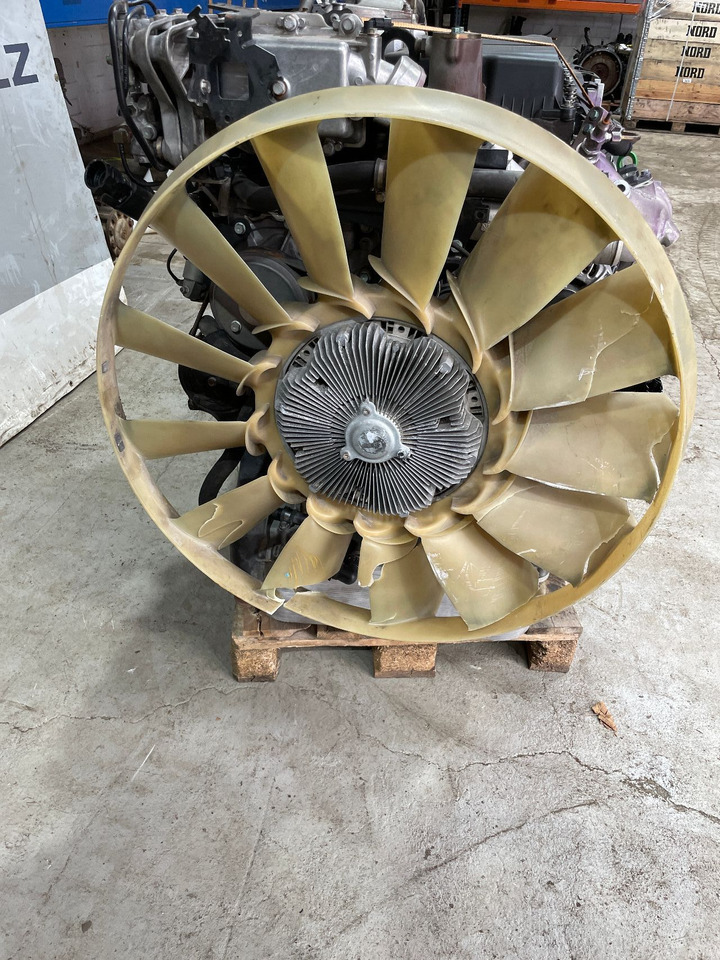 MAN Motor MAN TGX TGS D2676 Euro 6 Lf25 LF 25 - Motor e peças por Camião: foto 3 MAN Motor MAN TGX TGS D2676 Euro 6 Lf25 LF 25 - Motor e peças por Camião: foto 3