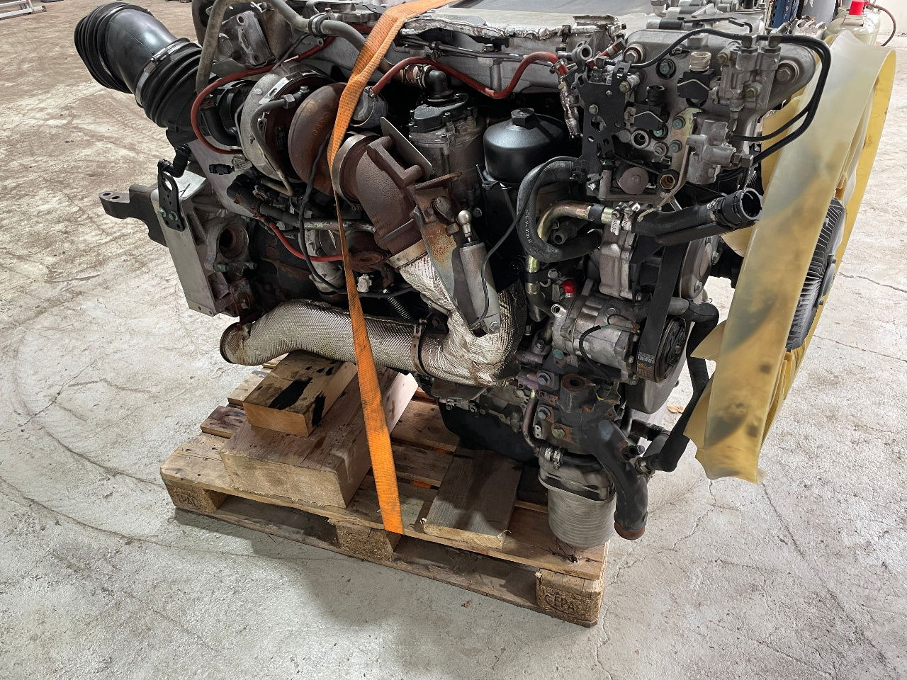 MAN Motor MAN TGX TGS D2676 Euro 6 Lf25 LF 25 - Motor e peças por Camião: foto 4 MAN Motor MAN TGX TGS D2676 Euro 6 Lf25 LF 25 - Motor e peças por Camião: foto 4