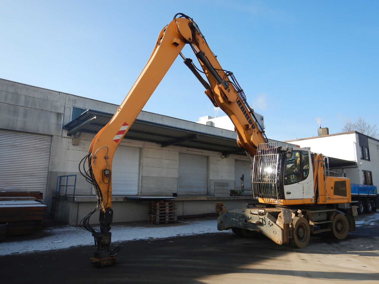 LIEBHERR LH 30 Industry - Manipulador de material: foto 5 LIEBHERR LH 30 Industry - Manipulador de material: foto 5