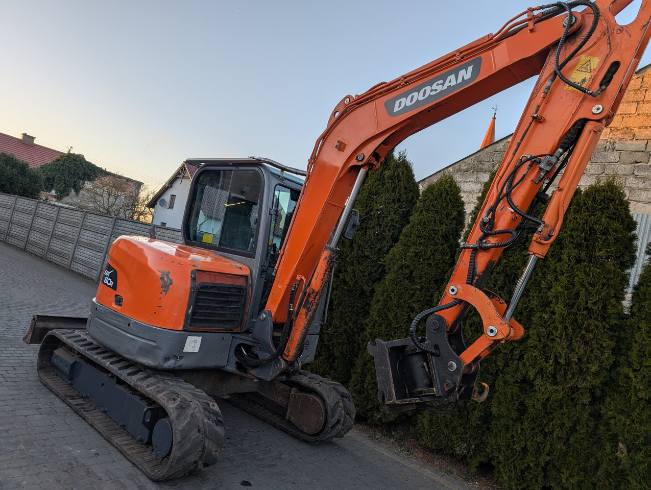 DOOSAN DX60R - Escavadeira: foto 3 DOOSAN DX60R - Escavadeira: foto 3
