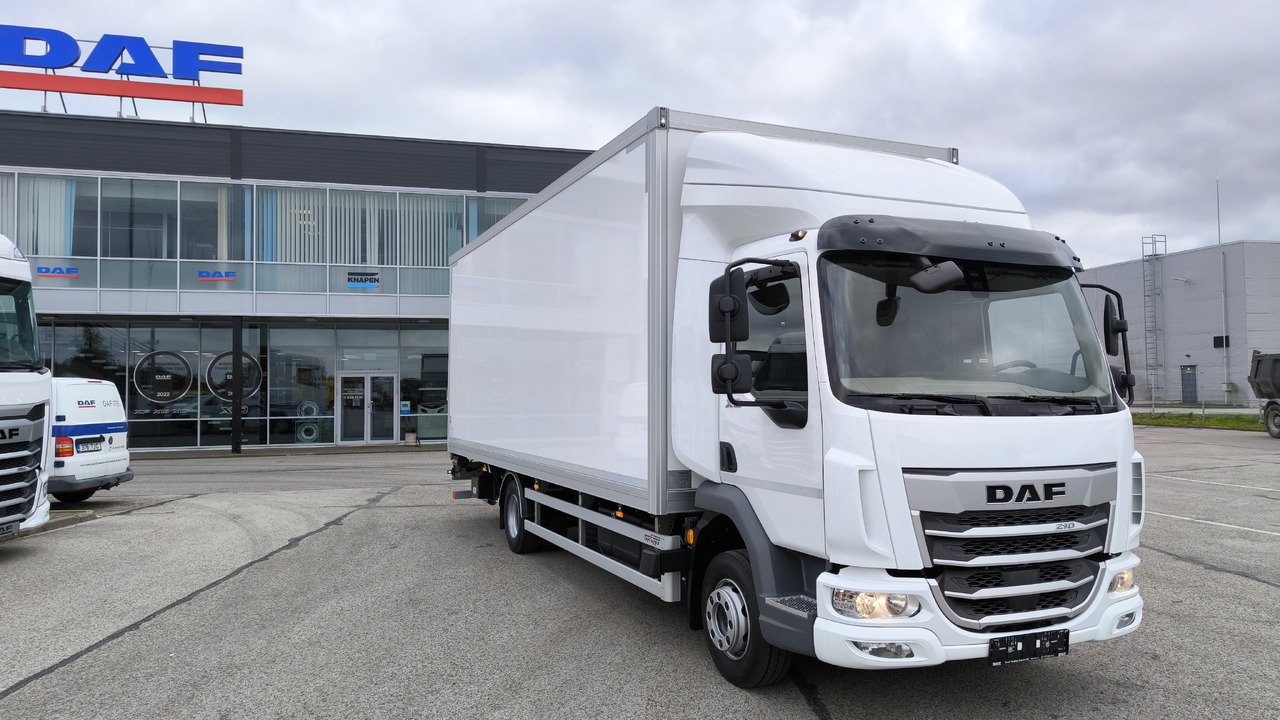 DAF XB 210 FA - Camião furgão: foto 5 DAF XB 210 FA - Camião furgão: foto 5