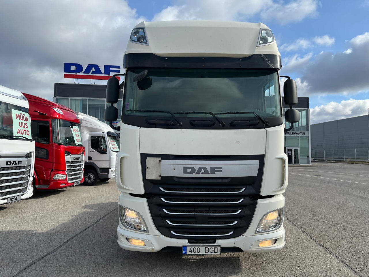DAF XF460FT Manual - Tractor: foto 2 DAF XF460FT Manual - Tractor: foto 2