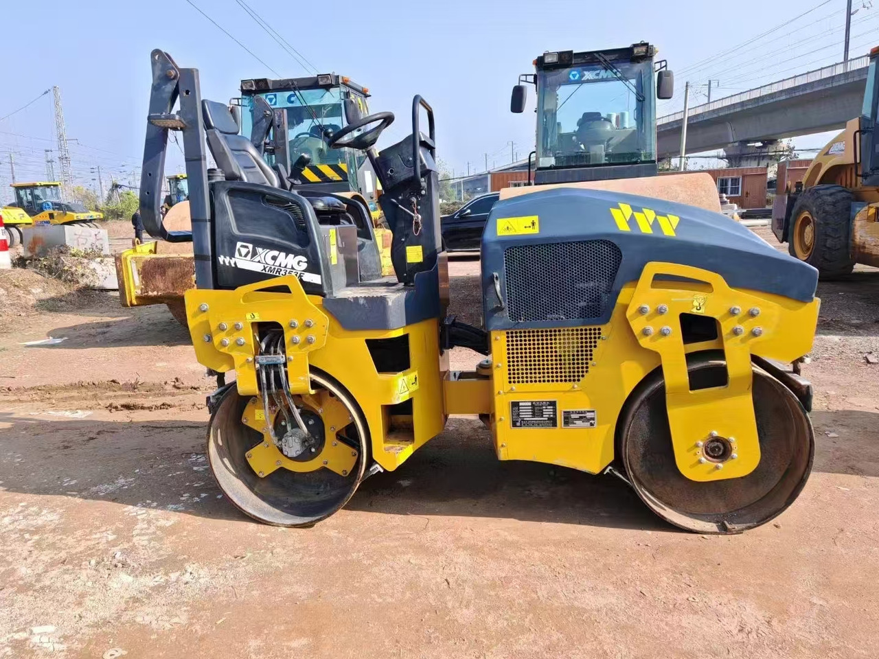 XCMG XMR353E - Compactador pequeno de asfalto: foto 4 XCMG XMR353E - Compactador pequeno de asfalto: foto 4