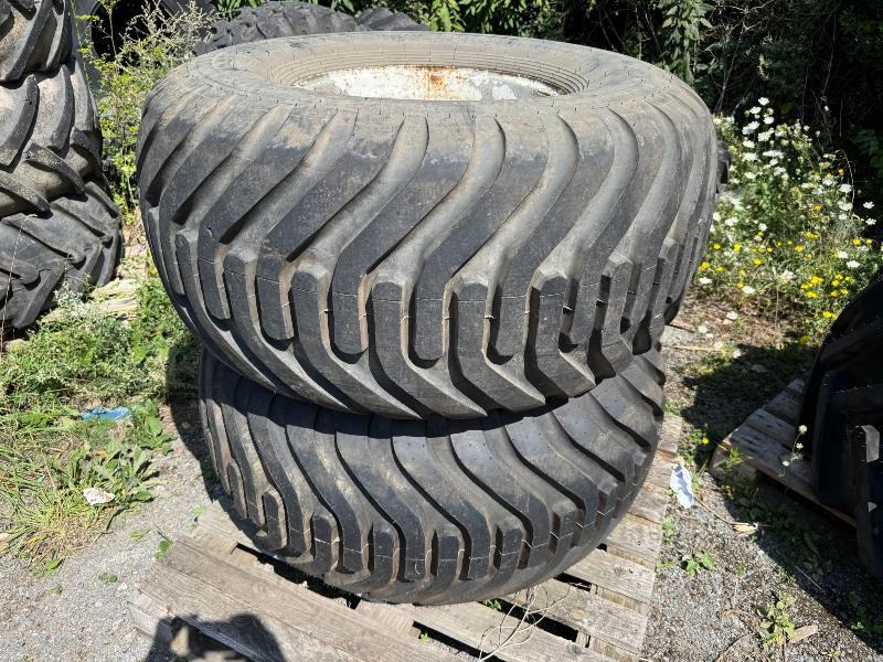 CEAT 550/60R22,5 - Roda completa: foto 1 CEAT 550/60R22,5 - Roda completa: foto 1