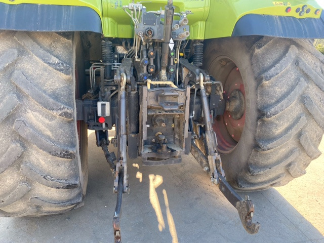 CLAAS ARION 640 CIS - Trator: foto 5 CLAAS ARION 640 CIS - Trator: foto 5