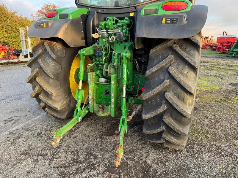 JOHN DEERE 6155R - Trator: foto 5 JOHN DEERE 6155R - Trator: foto 5