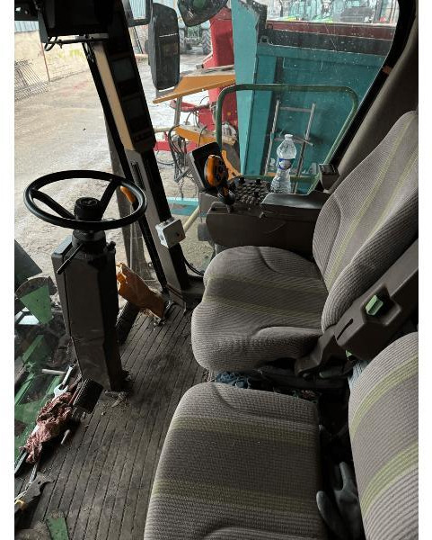 Leasing de JOHN DEERE T560 JOHN DEERE T560: foto 6 Leasing de JOHN DEERE T560 JOHN DEERE T560: foto 6